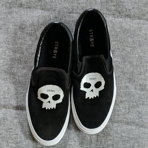 Straye Black Zero Shoes Size 10.5